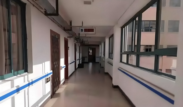 深圳不让落户_同样是“大尺度”，抵触《731》的网友，该看看港版《黑太阳731》 同样是大尺重点应是一项任务